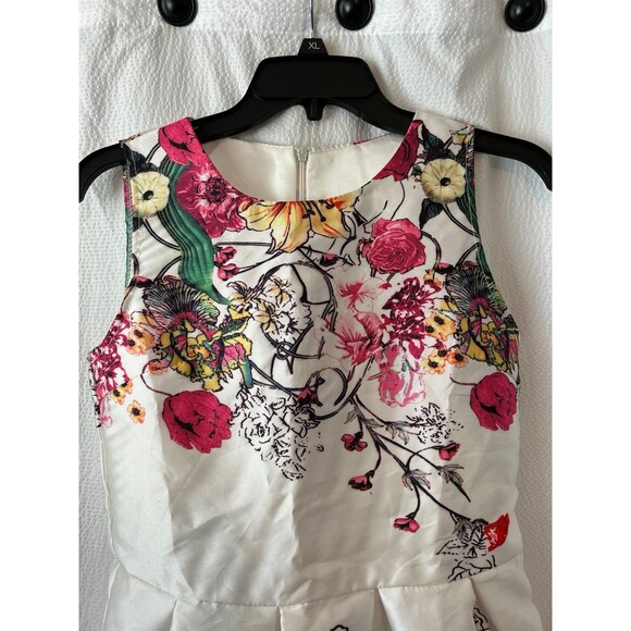 Floral mini flare dress size large - Picture 3 of 4